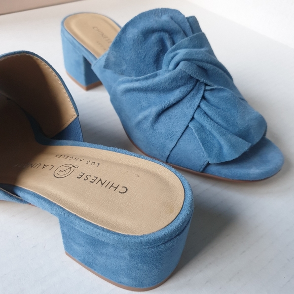 Chinese Laundry Marlowe Blue Kid Suede Block Heeled Slip-On Mule Slides Sz 6.5 - Picture 3 of 16